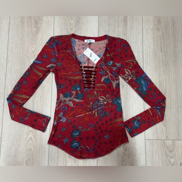 WILLIAM RAST Floral Red Long Sleeve Top♥️ - Picture 2 of 7